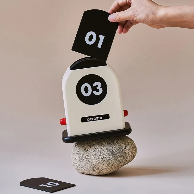 

Vintage Simple Creative Calendar Figurines Solid Color Desktop Extract Calendar Figurines Spray Painting Personal Home Decor