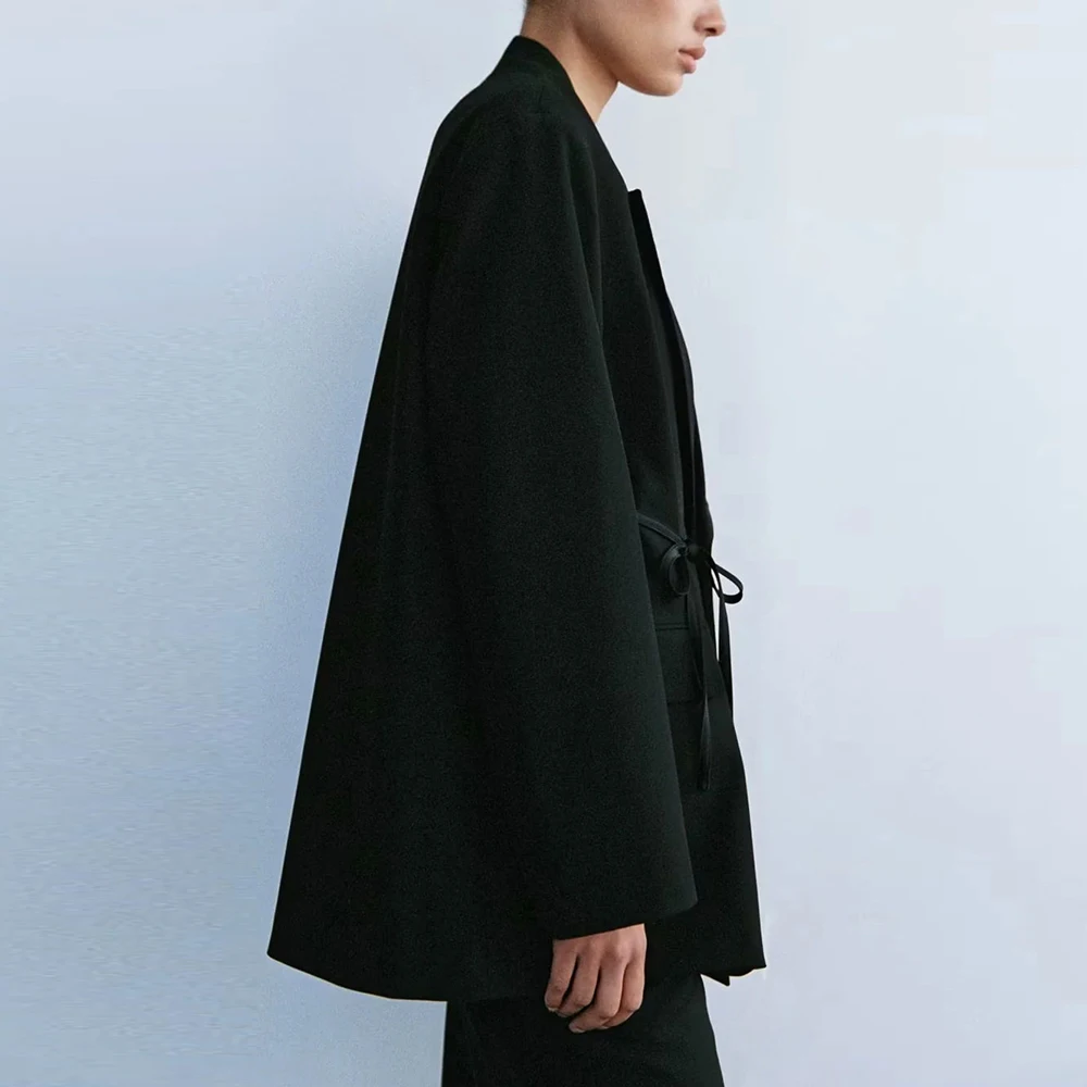 TWOTWINSTYLE Solid Spliced Pockets Loose Jackets For Women Lapel Long Sleeve Patchwork Button Chic Coats Female Fashion Clothes