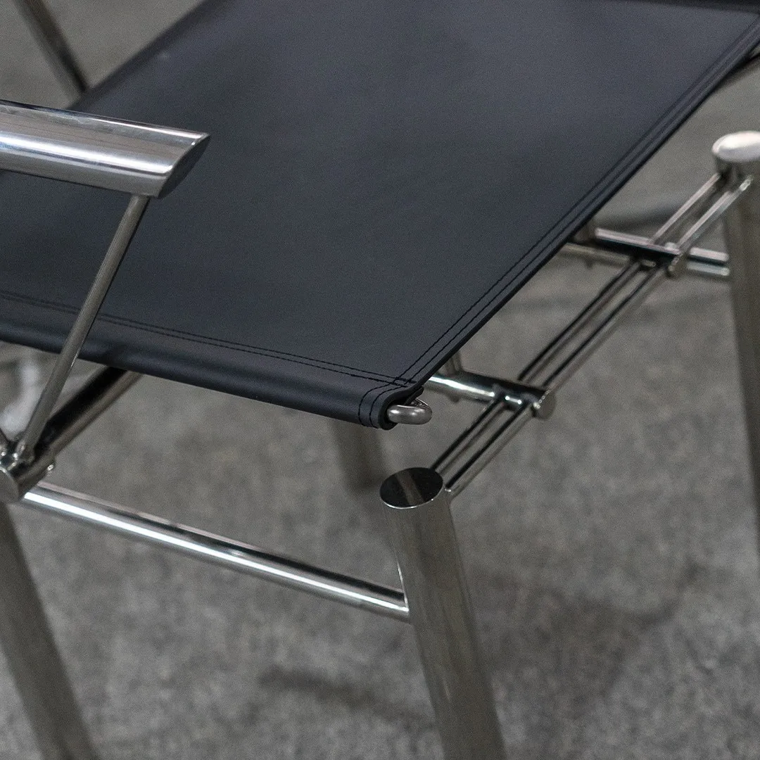 Stainless steel medieval leather backrest reception chair