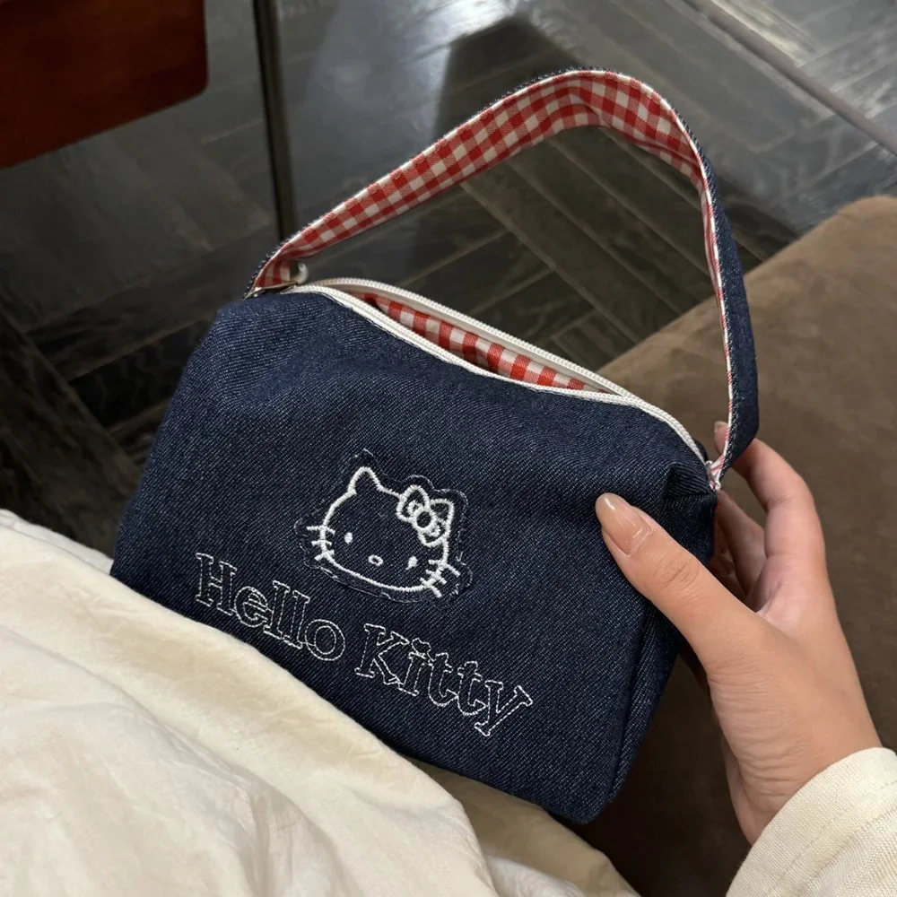 مرحبا كيتي التطريز حقائب مستحضرات التجميل سانريو أنيمي حقائب الكرتون حمل سعة كبيرة حقيبة صغيرة السفر المنظم حقيبة الهدايا