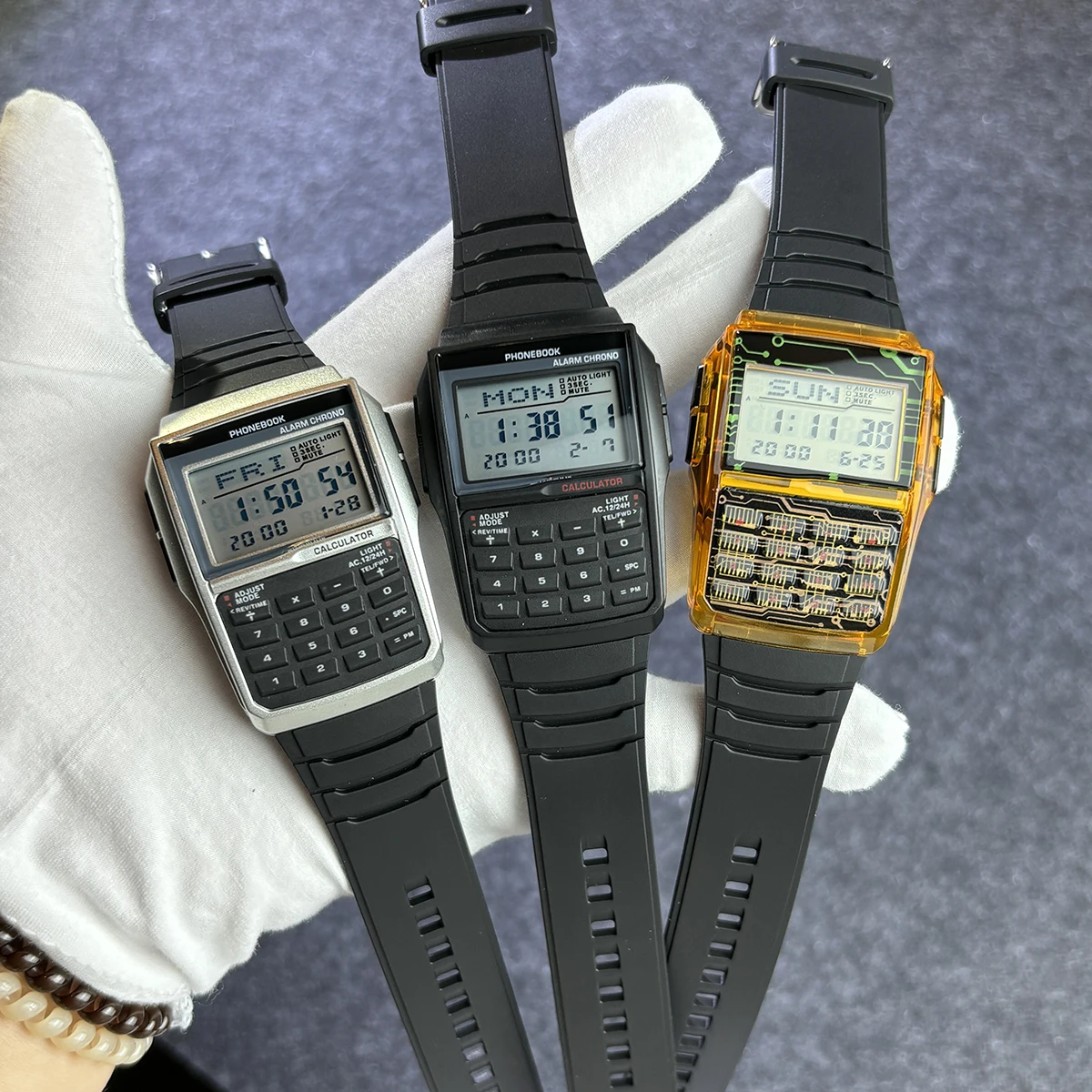

Men's Top Luxury LED Multifunction Calculator Watch Luminous Electronic Numeric Watch Keyboard Style