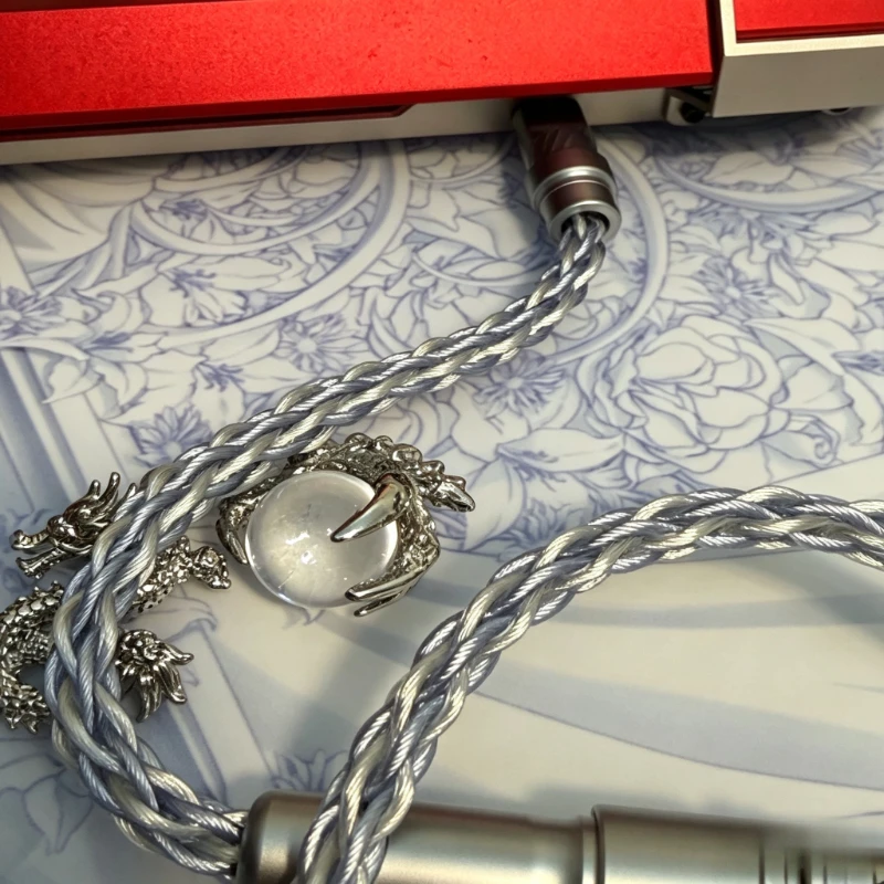 Silver Dragon Theme Aviation Plug Cable Single Crystal Copper Custom 8K Return Rate Luminous Keyboard Cable Desktop Decoration