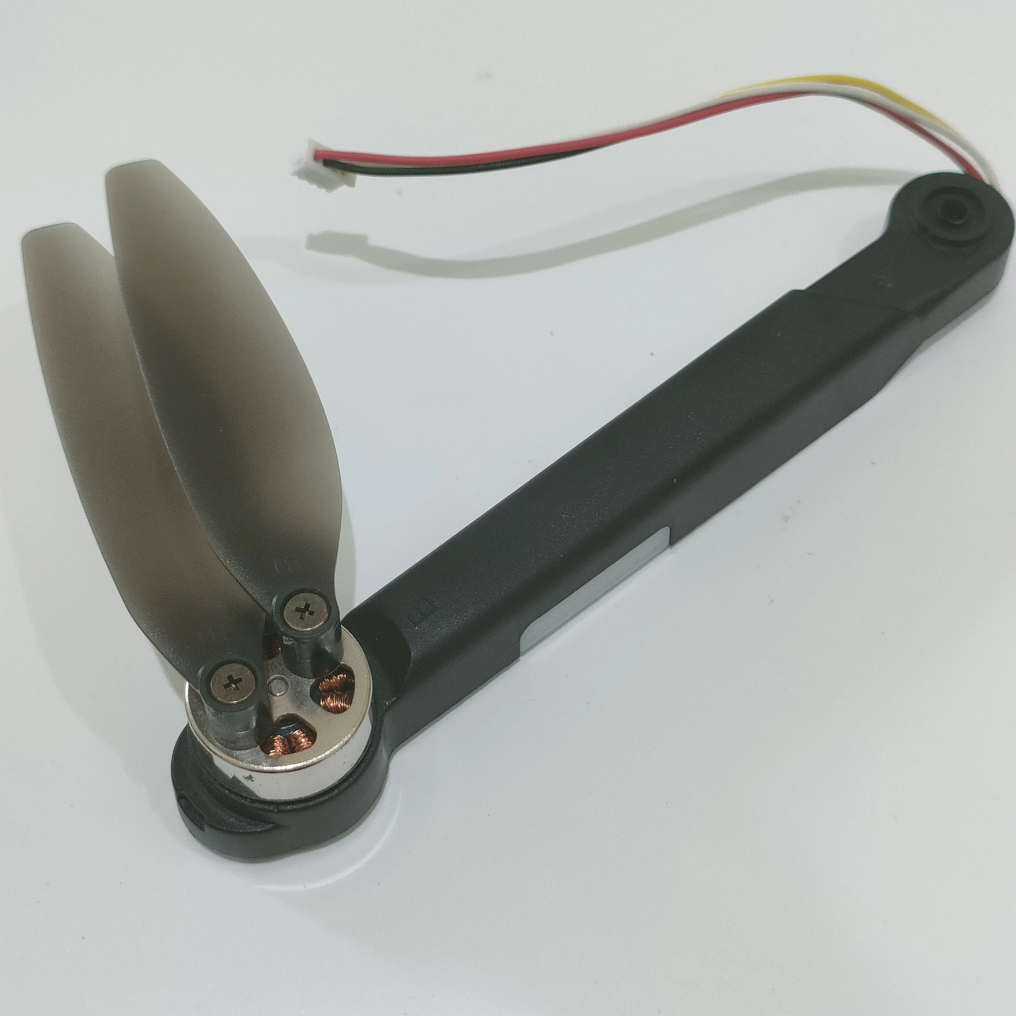 

Задний бесщеточный рычаг B и лопасти для RG100 pro RC HD Dual Camera WiFi FPV Лазерный предотвращающий препятствия Бесщеточный GPS Возвратный квадрокоптер