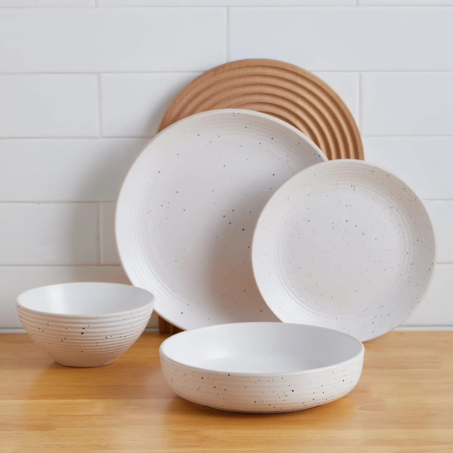 piece Round Dinnerware Set, Plates and Bowls Set, Dish set for 8, Off White