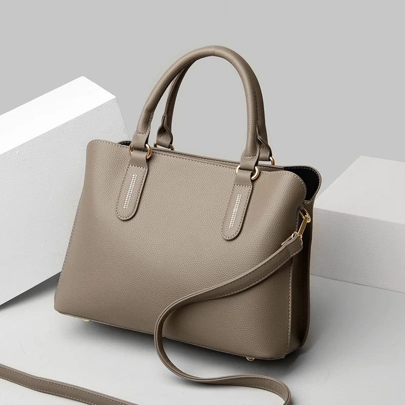 

2026New European and American fashion simple tote bag for shoulder and crossbody commuting Handbag