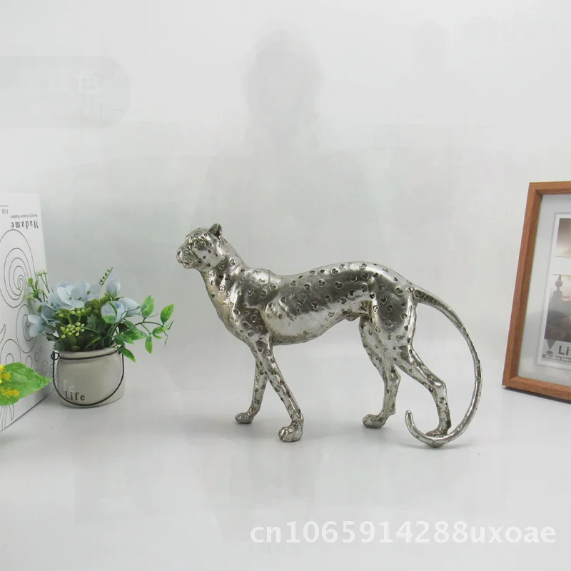 Leopard Resin Craft Home Office Desktop Decoration Tea Pet Ornament Antique Standing & Crawling Styles Available Hot Sale