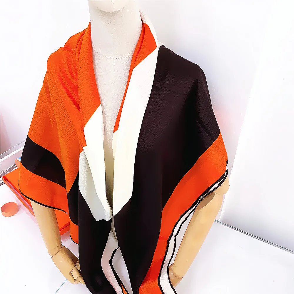 2025 Designer Scarf Women Luxury Silk Cashmere Hand Rolled Shawl Warm Soft Winter Large Accessories Valentine\'s Day