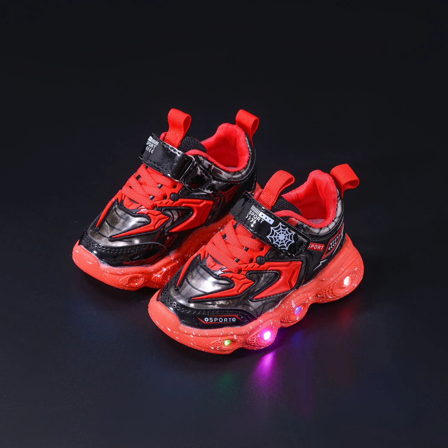 Disney-Children's Spider-Man Sneakers com luz LED, malha sapatos, respirável, desenhos animados, casual, esporte, meninos, meninas, moda