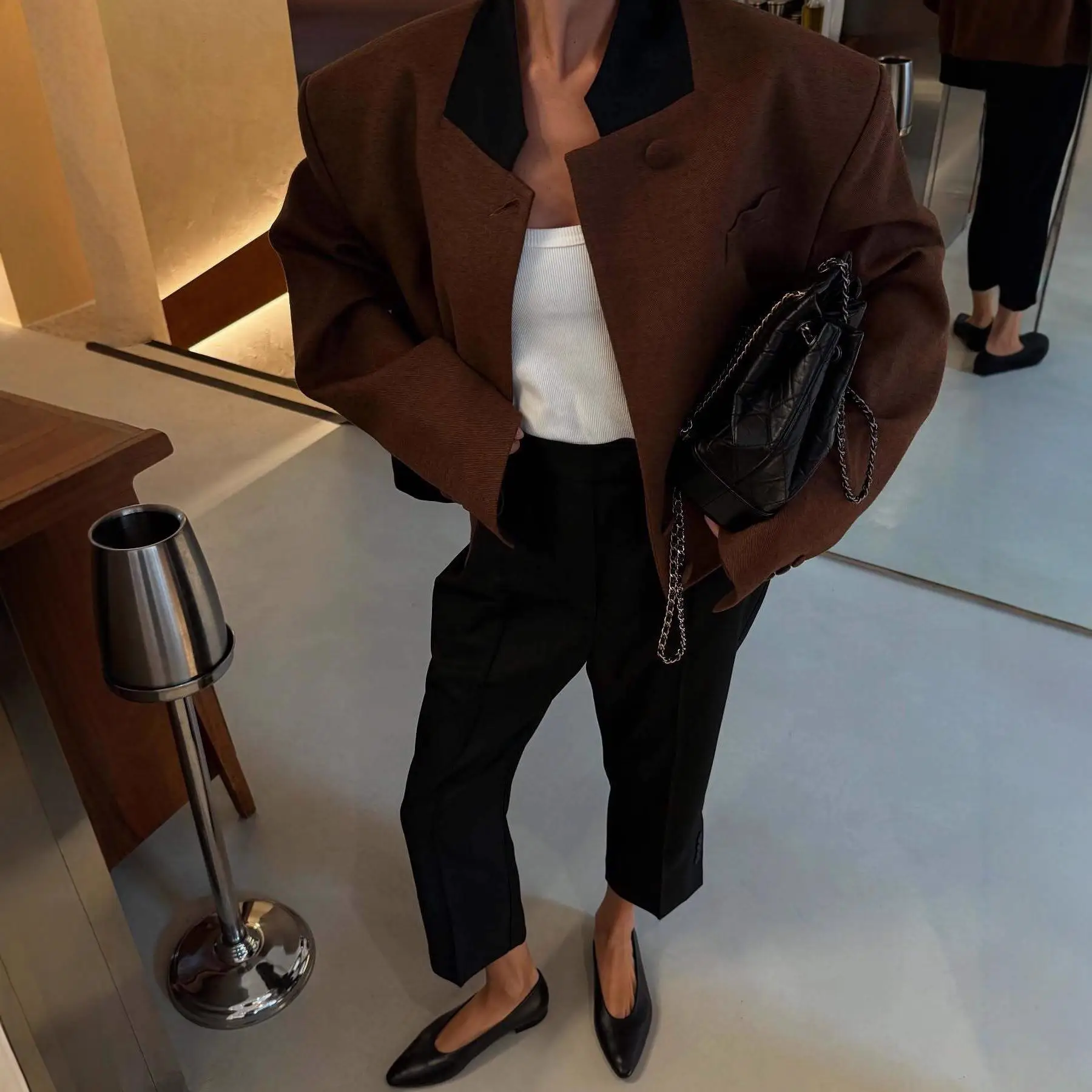 

Новая женская верхняя одежда осень 2025: ретро-стиль, повседневный, с воротником-стойкой, однотонный, из искусственной кожи (ПУ)