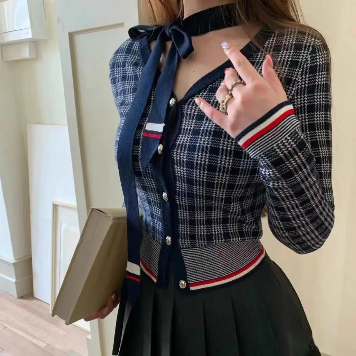 Knitted Cardigan College Style Contrasting Color Streamer V-Neck Slim Fit Plaid Early Autumn New Age-Reducing Hot Girl Top