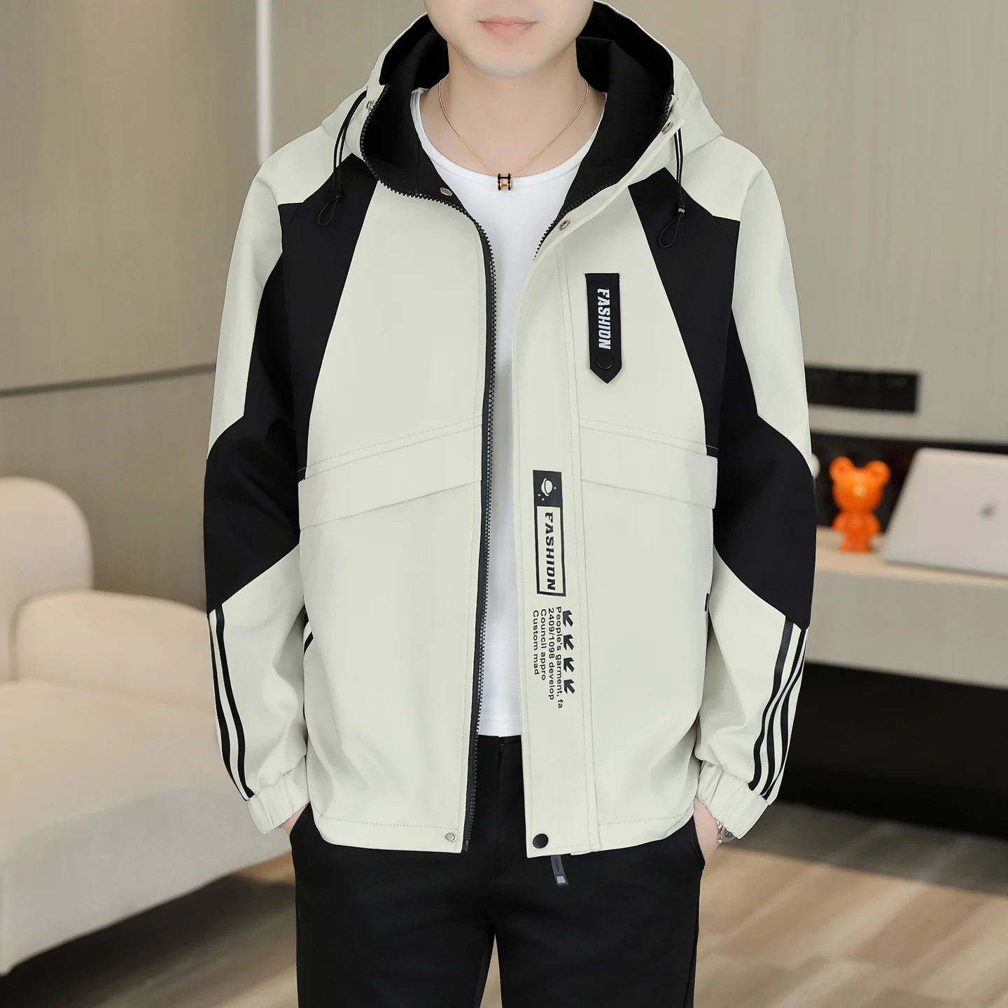 

Повседневная тонкая мужская куртка на весну-осень, новая корейская версия, молодежная универсальная модная модель из полиэстера с декоративной молнией
