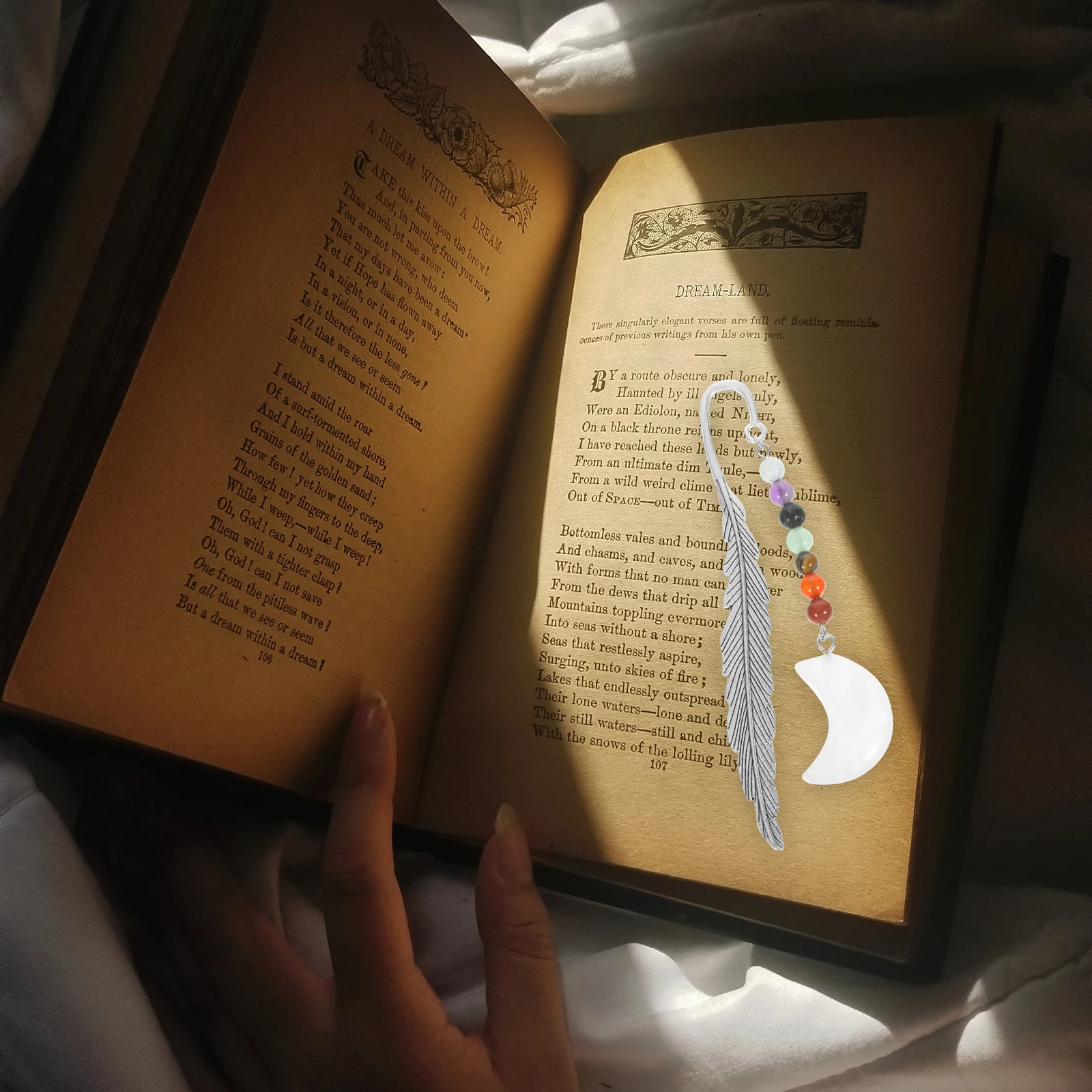 

Crystal Pendant Bookmark Retro Unique Metal Decor Vintage Plume Shaped Page Marker Bronze Gift Book Mark