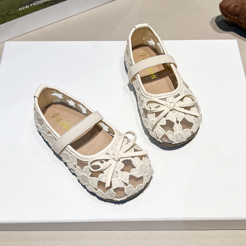 Girls Floral Embroidered Ballet Flats with Bowknot 2026 New Summer Toddler Vacation Beach Shoes Soft Sole Trendy Party Wedding
