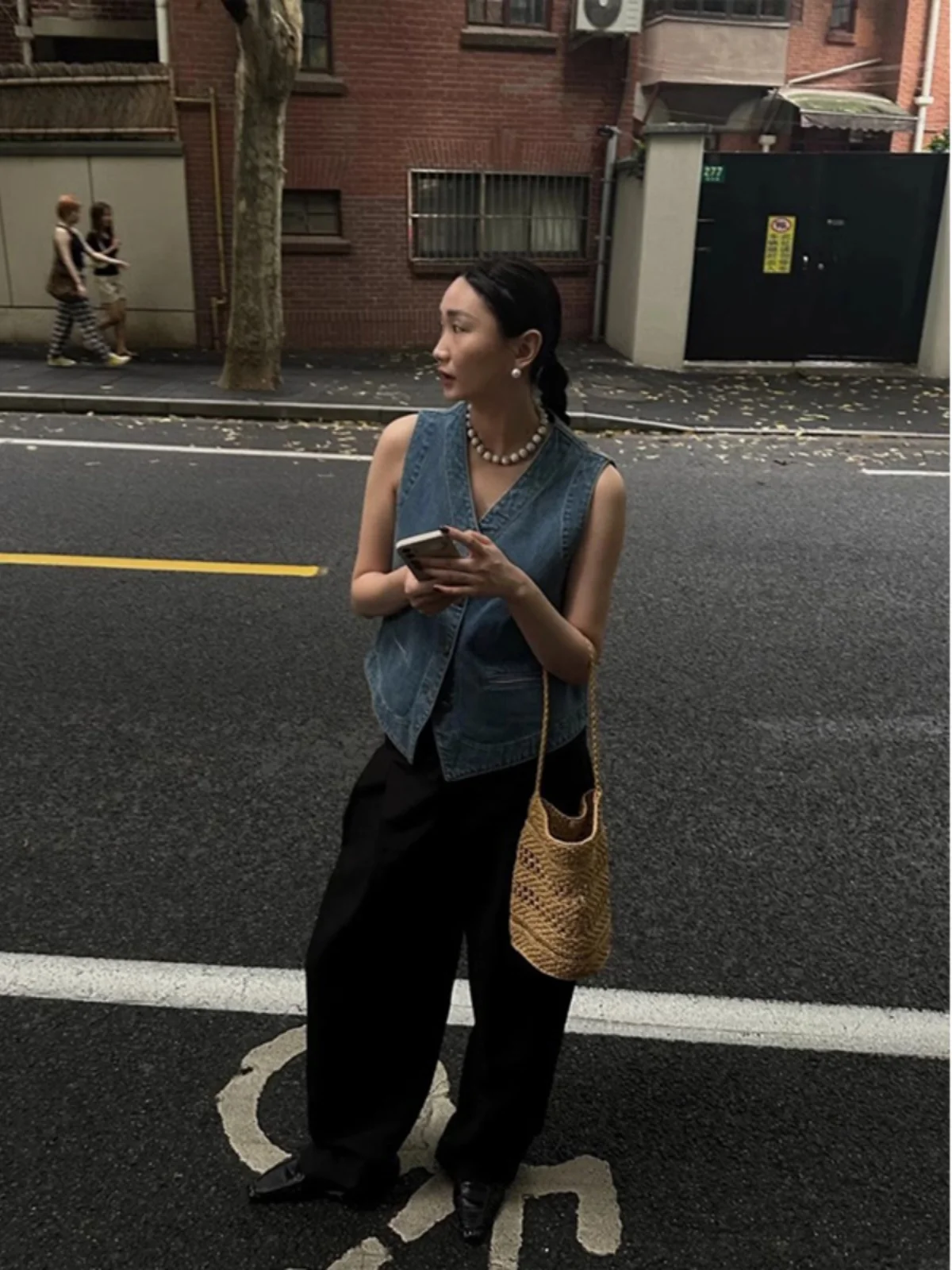 

Retro Hong Kong Sle Casual Versatile Denim Vest Women Summer New High-End Loose Svel Vest Top Polyester Fabric