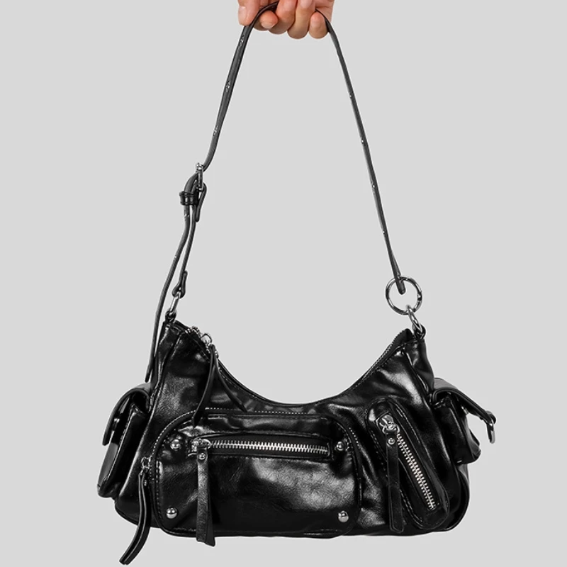 

Hot Girl Punk Style Multi-zip Pocket Shoulder Bag with Retro Rivets 2026 Summer New Motorcycle Bag Fashion Trend Underarm Bag
