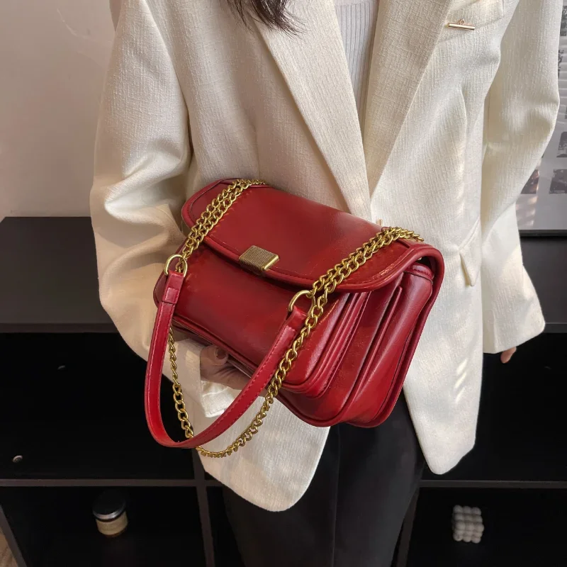 Women's Fashion Solid Vintage Shoulder Bag Chain Crossbody PU Bag Outdoor Mobile Phone Bag Leather Satchel Ladies Handbags