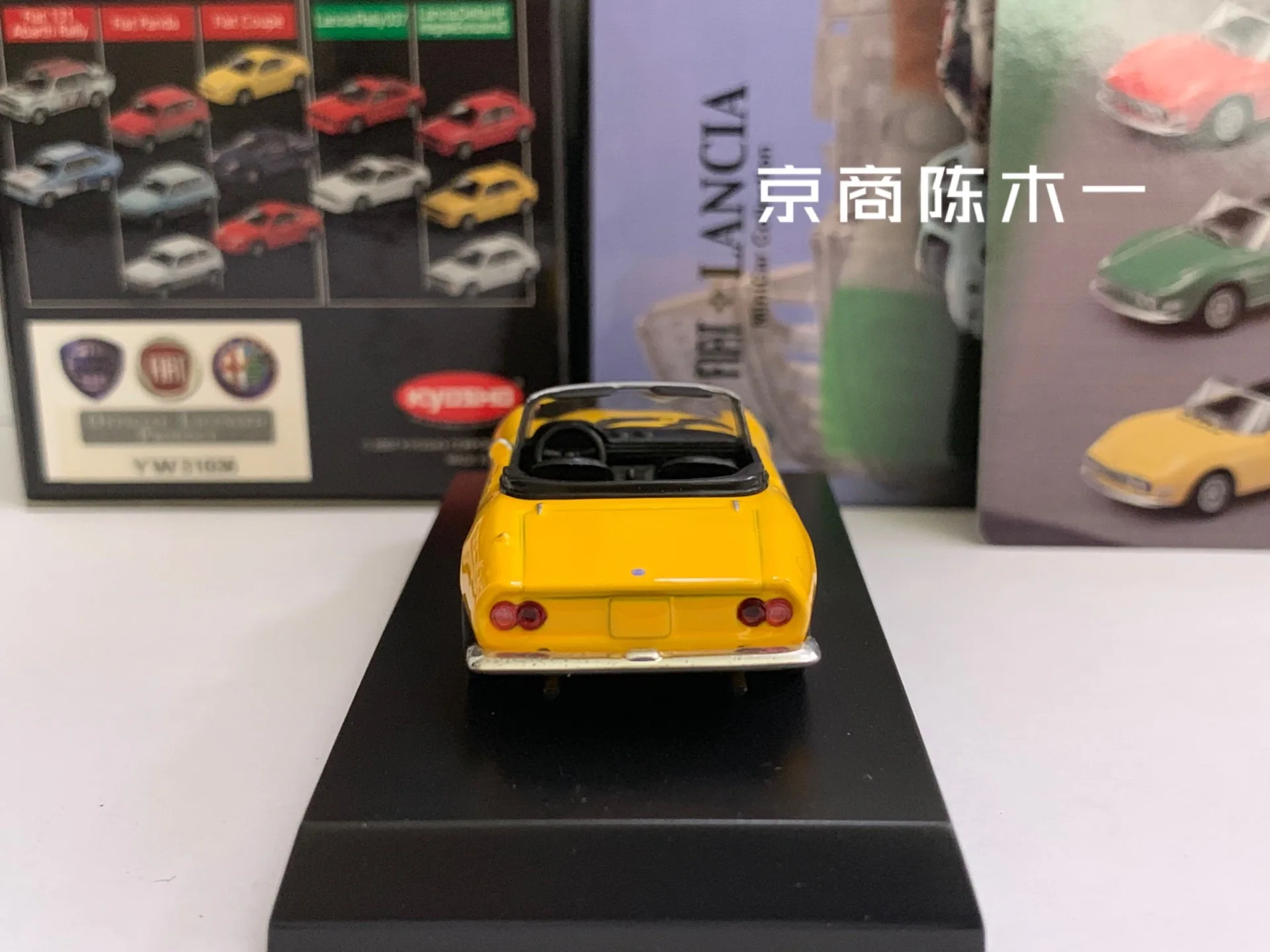 1/64 KYOSHO Fiat Dino Spider kolekcja odlewanych ciśnieniowo aluminiowych dekoracji samochodów zabawki modele