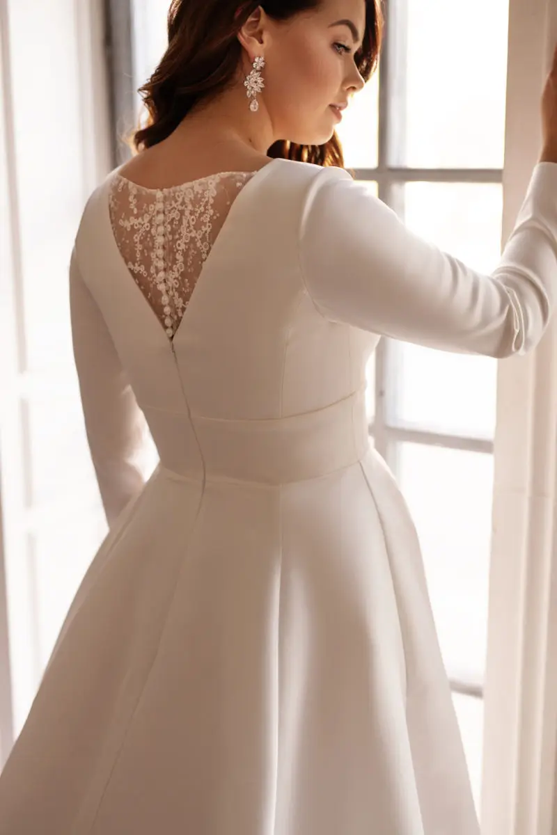 Aline – robe de mariée grande taille, manches longues, avec des Appliques en dentelle, col en v, personnalisée aux mesures, superbe, 2024