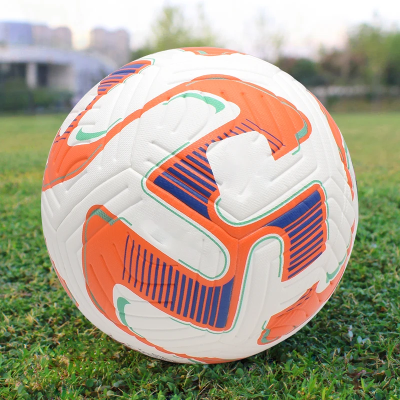 サイズ 5 サッカーボール プレミアム PU レザーフットボール 1 個 - シームレスで耐久性があり長持ち - 屋内および屋外のトレーニングに最適