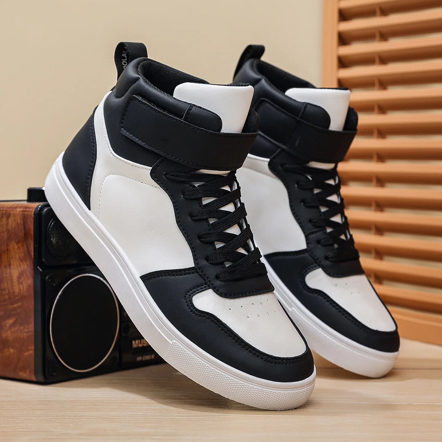 

Men's sneakers, large-sized, trendy, versatile, casual high-top, sporty, British-style white sneakers