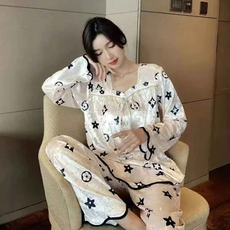 Gold Diamond Velvet Black Heart Set Pajamas Female Network Red Version of Spring and Autumn Winter Can Wear Home Clothes Loose