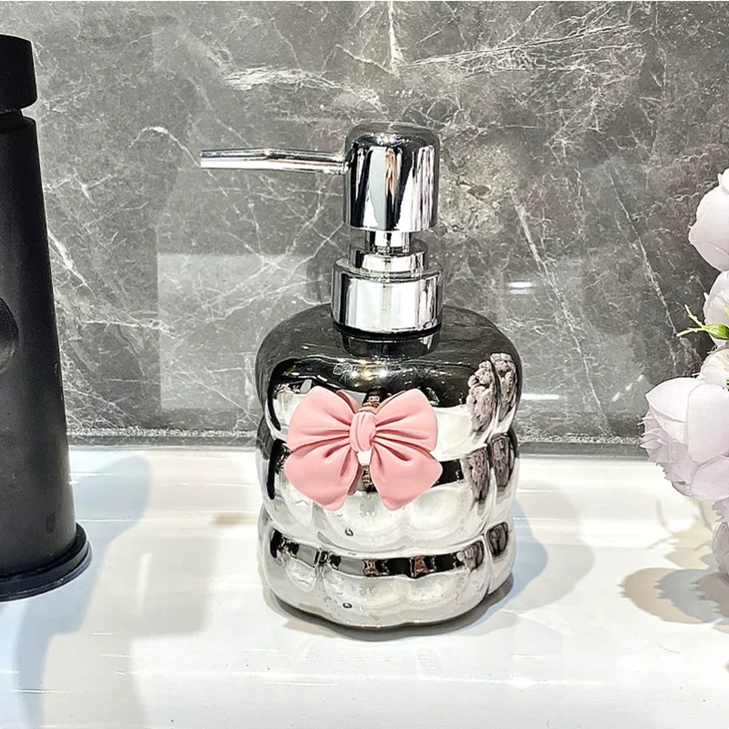 Creative Cute Bear Shampoo Dispenser, Bowknot Ceramic Lotion Bottle, Home Kitchen, Bathroom Accessories, Separate Bottles