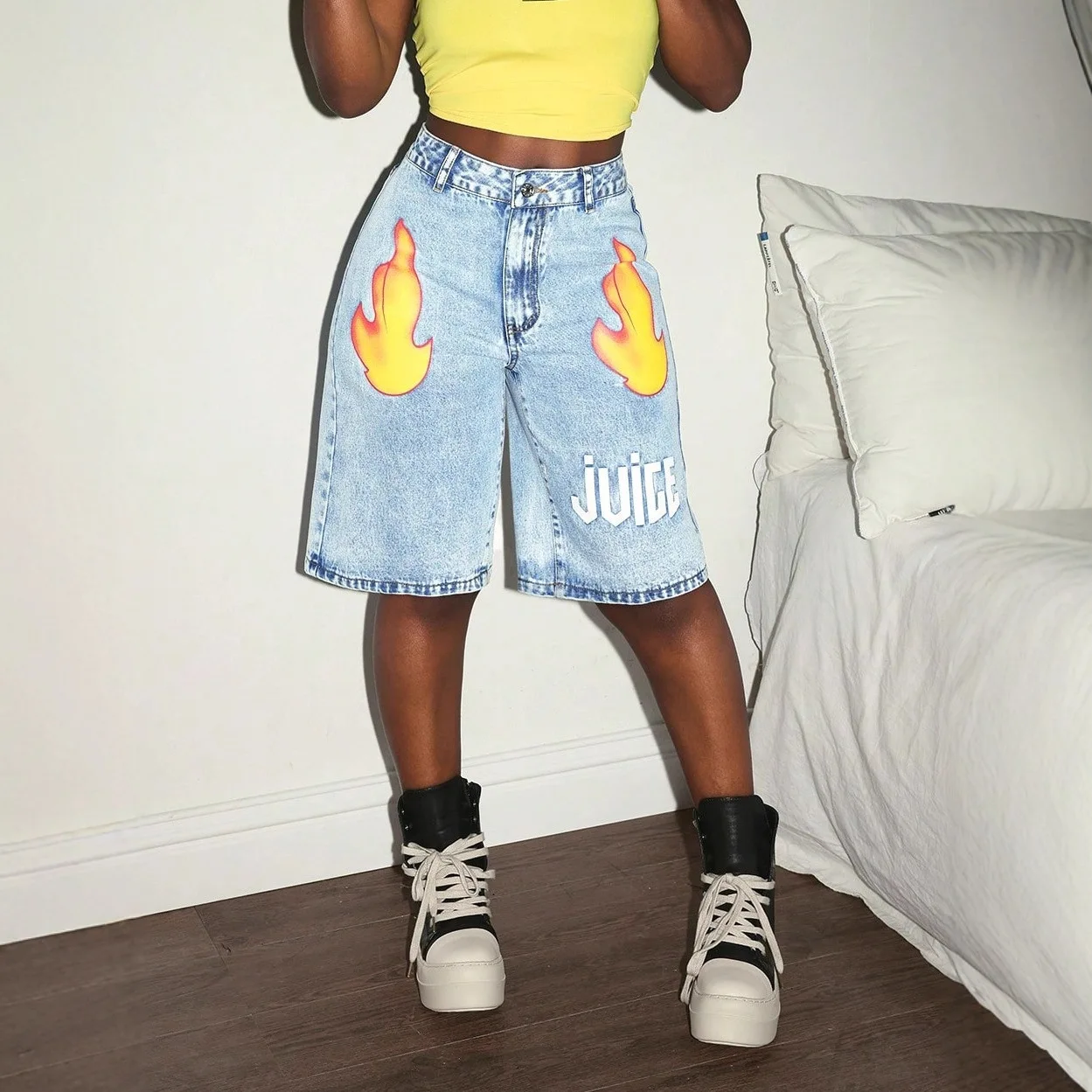 

Autumn New Fashion Printed Letter Women's Five-point Denim Shorts Jeans