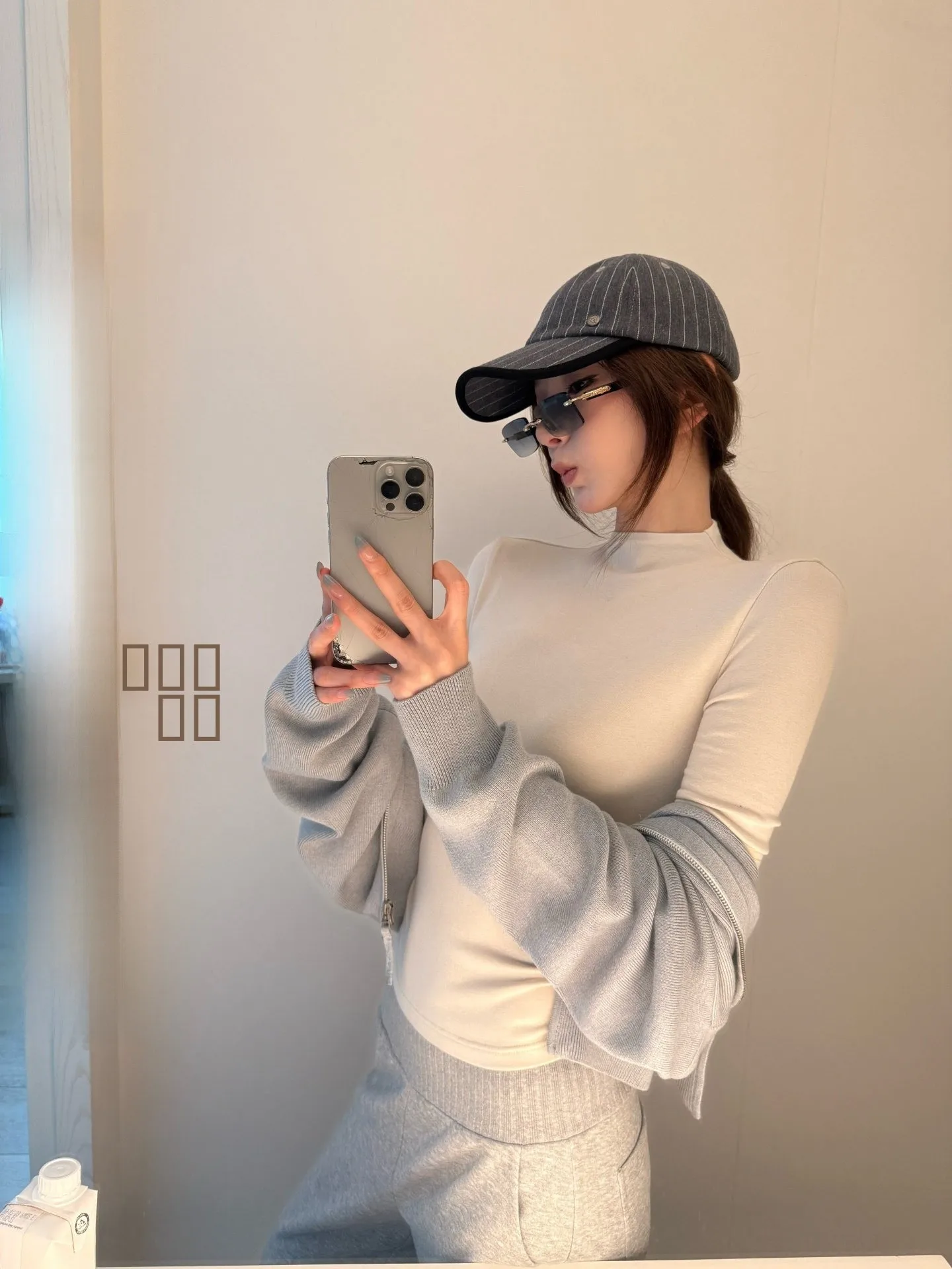 

Женская футболка Yangzifan из высококачественной смесовой мериносовой шерсти, приталенная, с рукавом до локтя, в четырех цветах, повседневная