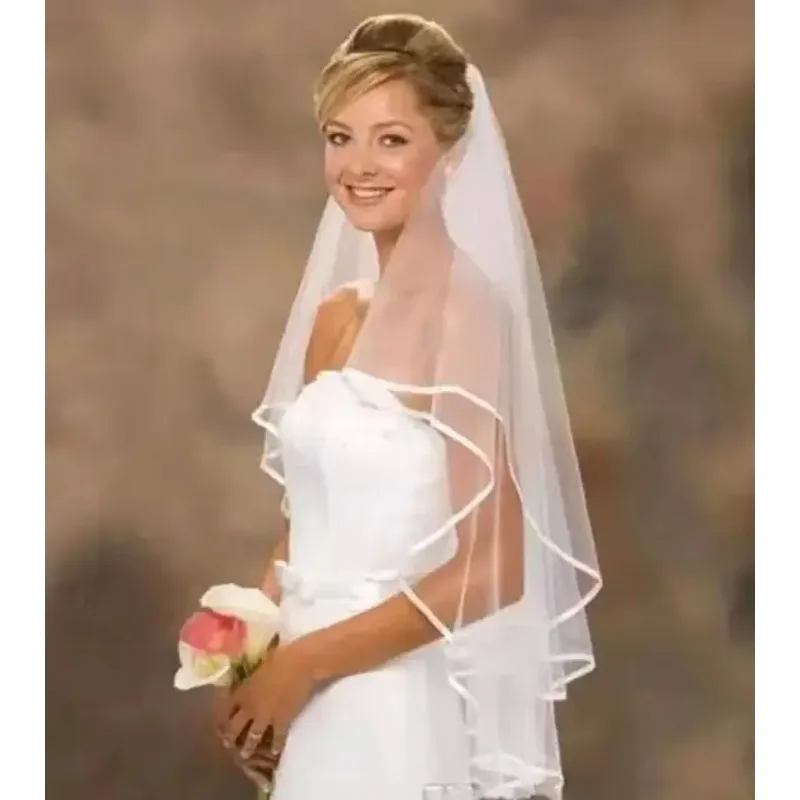 Elegant Short Bridal Two Layers 75 cm Length Ribbon Edge Veil With Comb White Ivory Wedding Accessories
