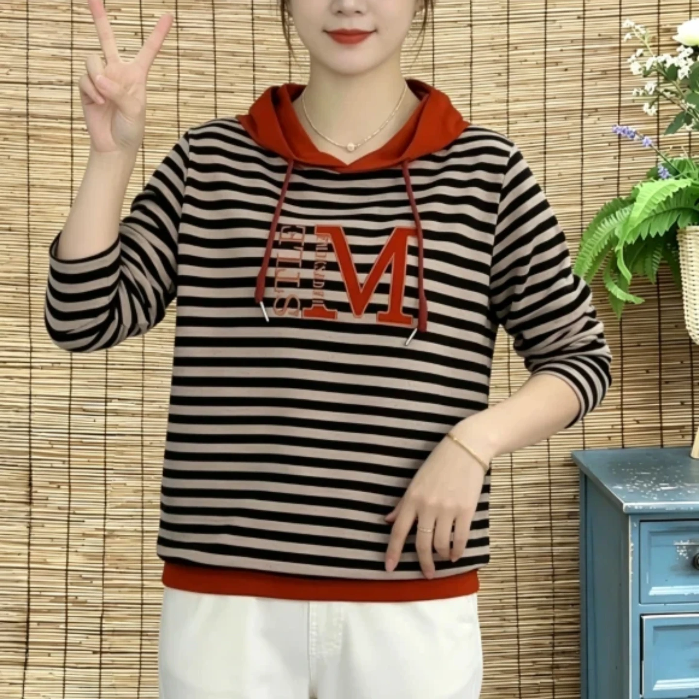 Spring New plus Size Casual Mommy Hoodie Striped Loose Long Sleeve Top Belly Covering Slimming Thin Polyester Fiber Breathable