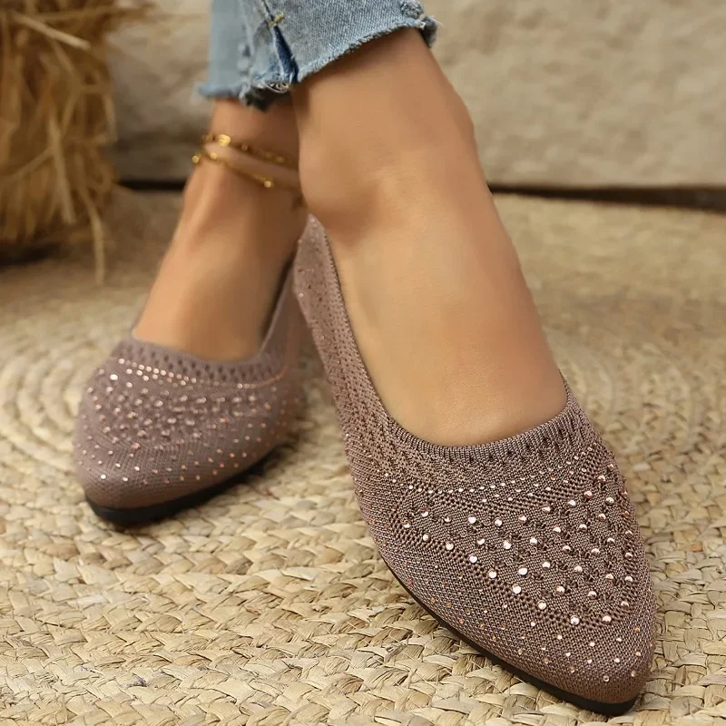 

2025 High Quality Women's Shoes Shallow Women's Flats Fashion Crystal Solid Daily Flats Women Sexy Pointed Toe Flat Low Heels