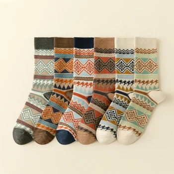 メンズコットンクルーソックス、ファンキーなカラフルなパターン、通気性、汗を吸収、ドレス、3ペア