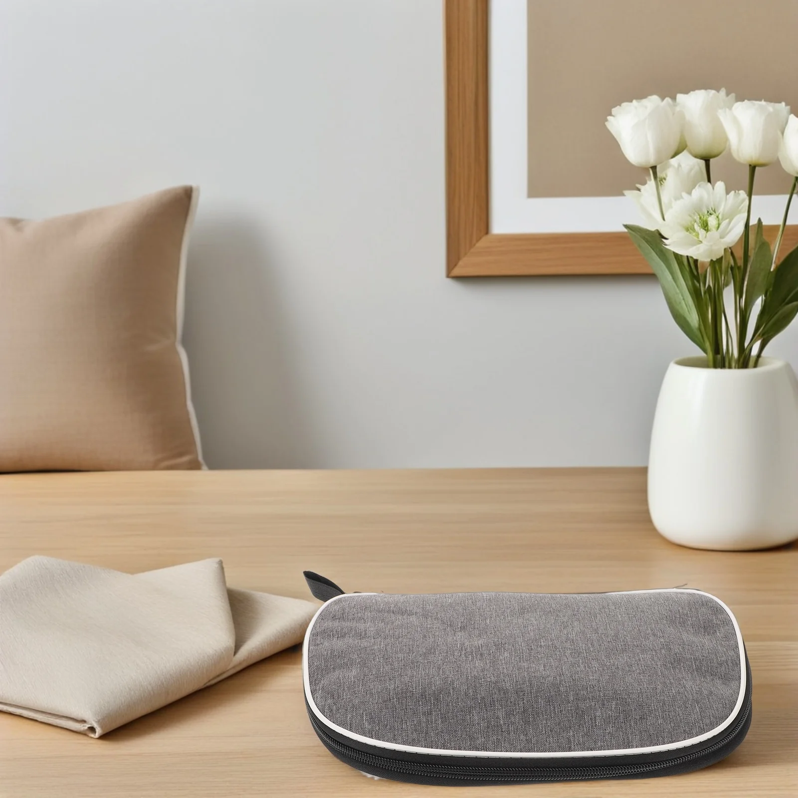 

1pc Table Tennis Racket Bag Lightweight Grey Oxford Fabric Durable Multiple Compartments Storage Zipper Bags Travel Practice