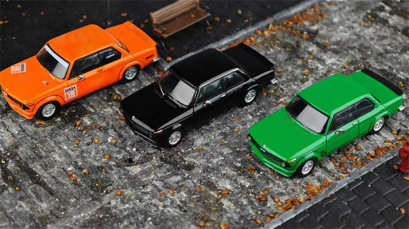 

** Preorder** YS 1:64 ** Preorder** Diecast Model Car