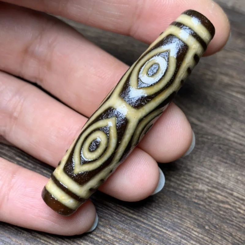 Tibetan Backflow Old Materials High-Oil Pulp-Coated Dragon Six-Eye Tibet Beads Tibet Beads Agate Hanging Piece Pendant Buddha Be