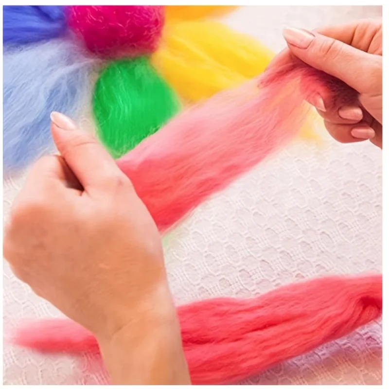 

Wool Felt Kit,Colored Wool Strands,Hand Needle Felting Supplies DIY Craft Materials,Sheep Wool Blanket Making Set(random color)