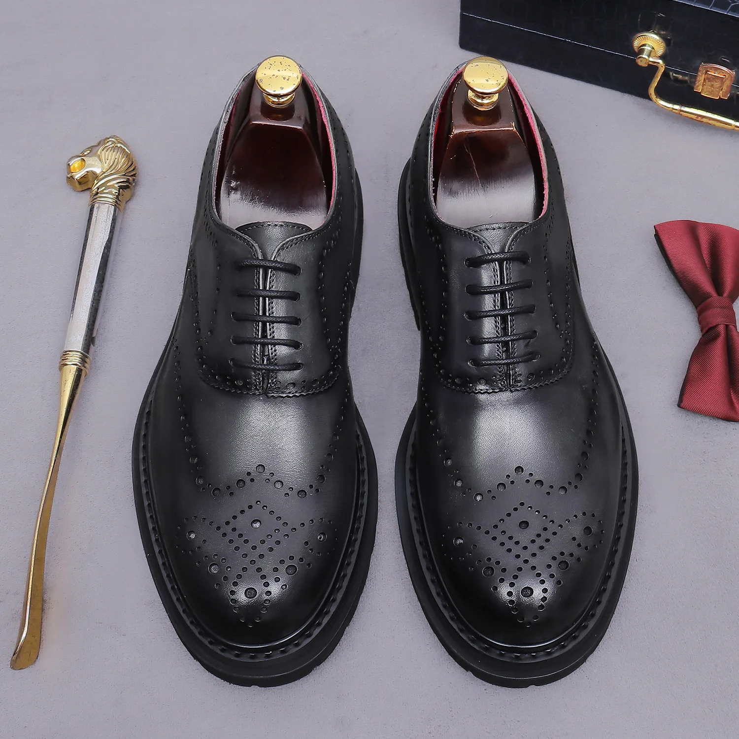 New Men Brogue Carved Wedding Dress Shoes Genuine Calfskin Leather Business Casual Popular Formal Shoes For Men