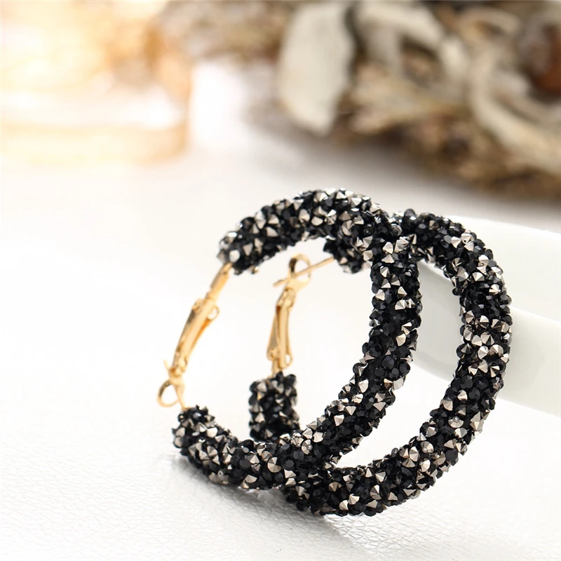 New Design Fashion Charm Crystal Hoop Earrings Geometric Round Shiny Rhinestone Big Earring Jewelry Women Ladies Earrings Metal