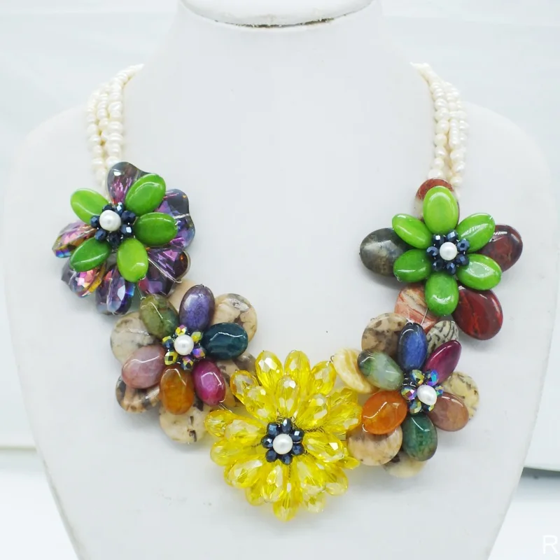 

Brazil Onyx / Crystal flower necklace 20"