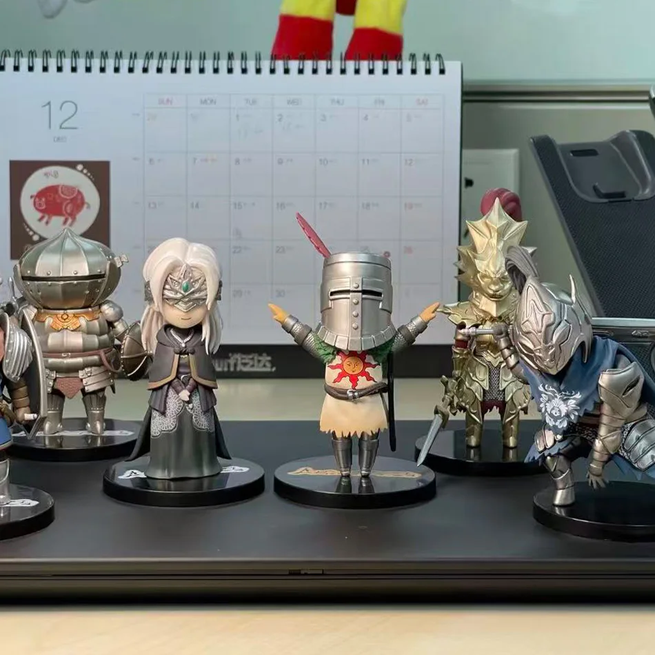 4pcs Q Version Dark Souls Chibi Action Figure Fire Keeper Artorias