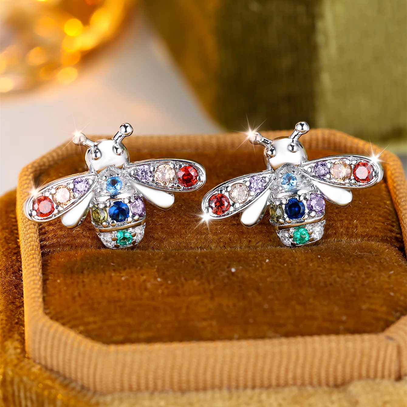 Cute Female Crystal Rainbow Zircon Stone Bee Stud Earrings Vintage Silver Color Wedding Jewelry For Women