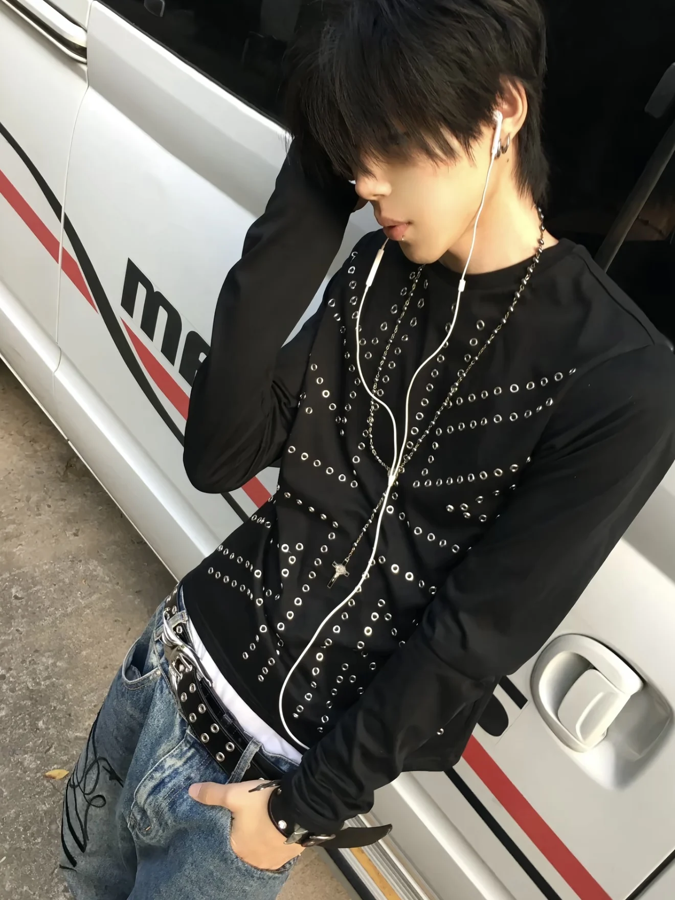 

American Streetwear Y2K Subculture Long Sleeve Men's T-shirt Spring Rivet Rhinestone Slim Fit Design Sense View Top