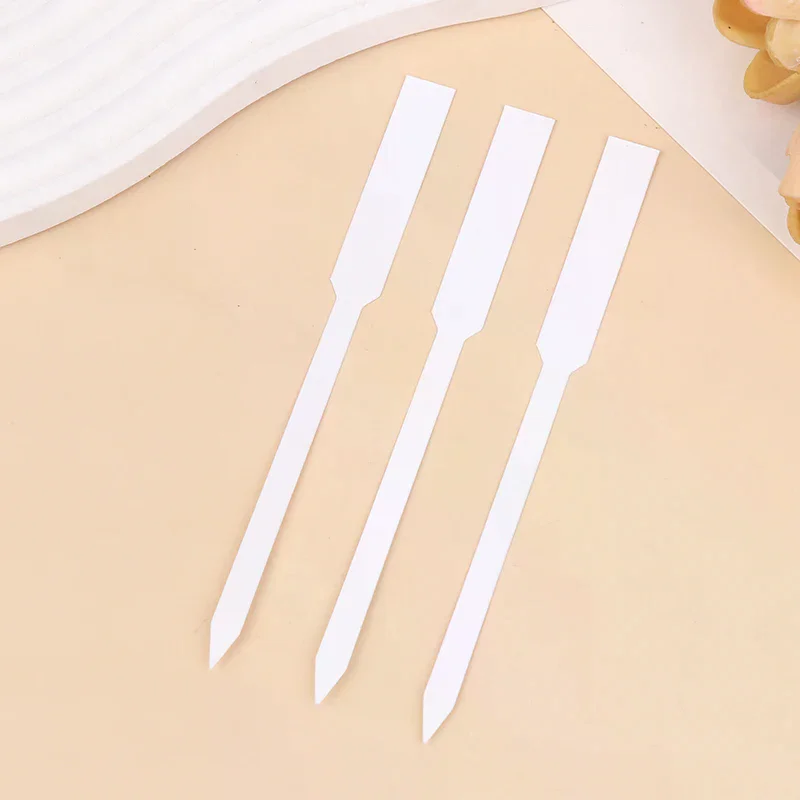 50Pcs Multi-use Perfume Test Strips Perfume Blotter Strips Disposable White Perfume Test Paper Strips For Essential Oils