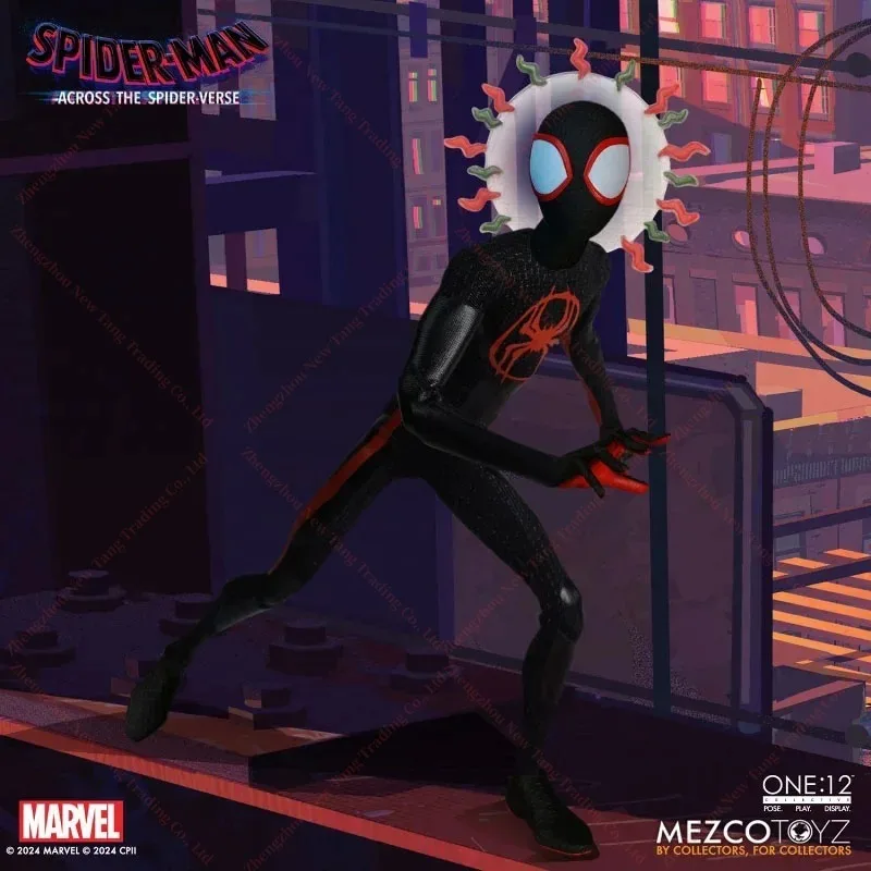 Original MEZCO TOYZ ONE:12 Spider Man Across the Spider-Verse Miles Morales 1/12 PVC Anime Action Figure Sammlung Modell Spielzeug