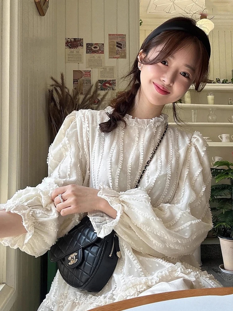 

Ele Heavy Embroidery Bubble Sve irt Women's Loose Fit Faionable Retro Tassel Detail Korean Sle Long Sve Top