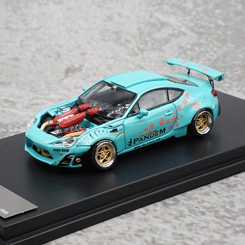 1:64 Scale Diecast Alloy GT4586 Supercar Limited Edition Toys Sports Cars Model Classics Adult Collectible Souvenir Gift Display