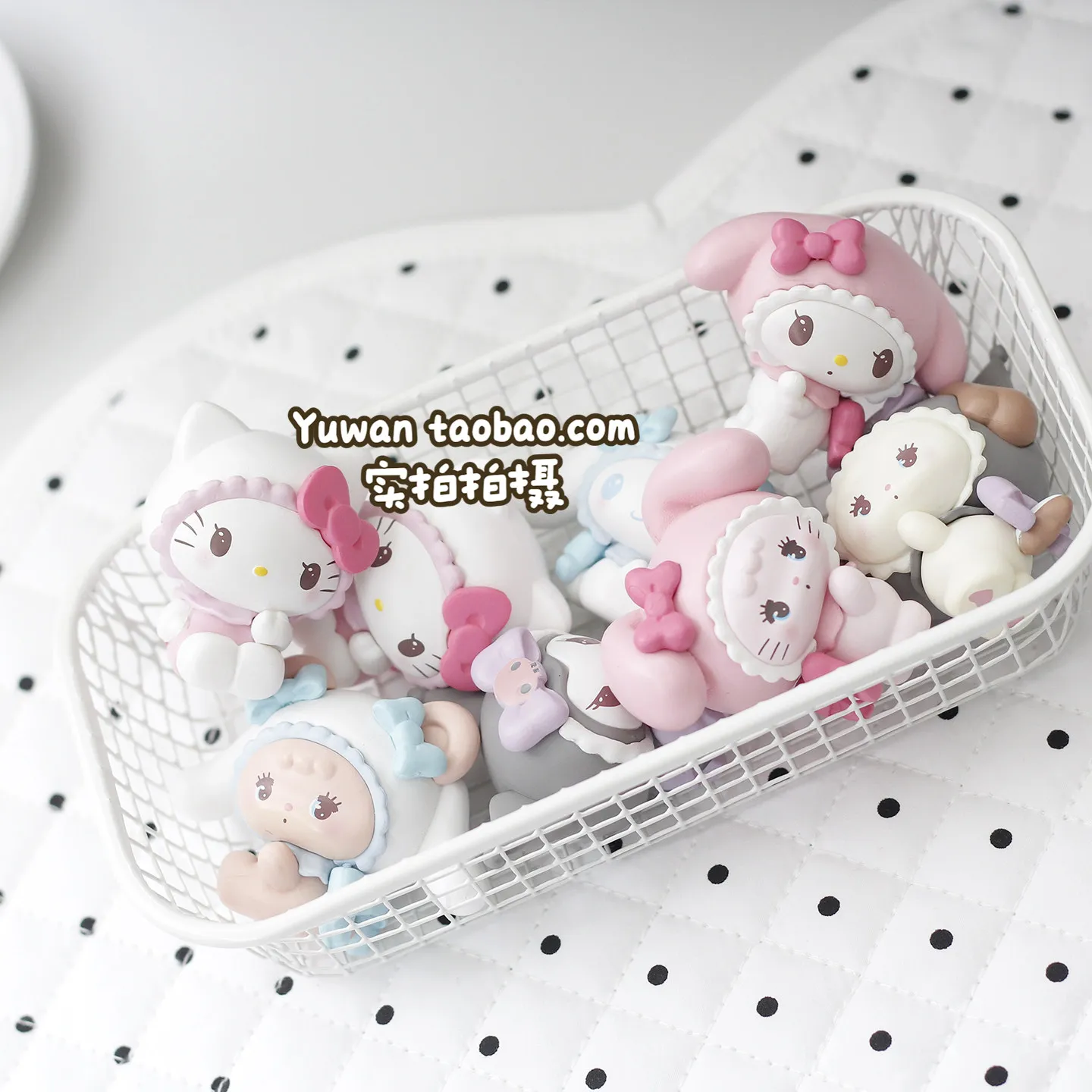 Sanrio Mikko Illustration Blind Box Hello Kitty Cinnamoroll Kuromi Kawaii Character Model Collectible Toy Desk Decoration Gifts view 3