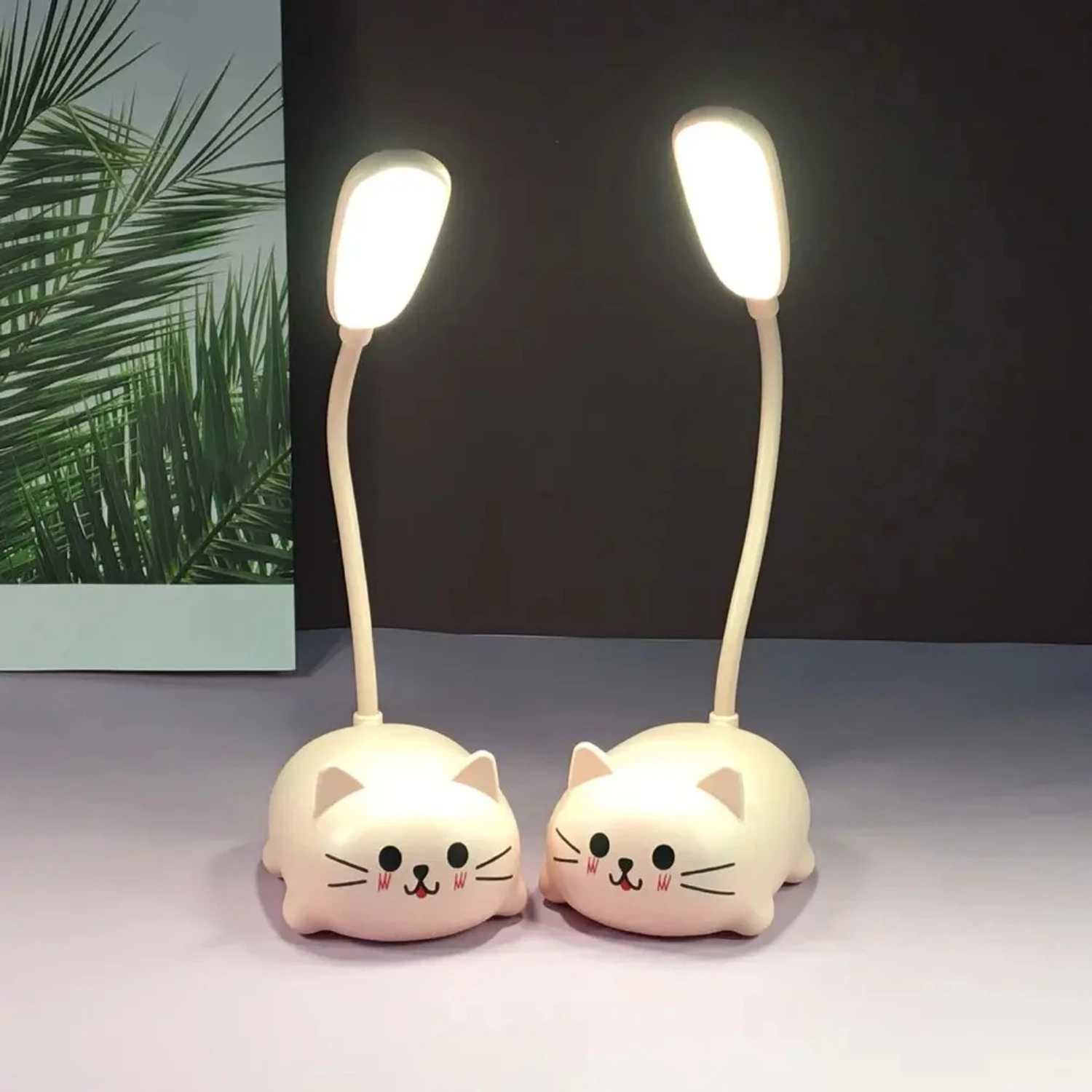 Nieuwe Led Kleurrijke Nachtlampje Tafellamp Cartoon Schattig Huisdier Kattenlampje Usb Kind Oogbescherming Warm Wit Bureaulamp Led Leeslamp