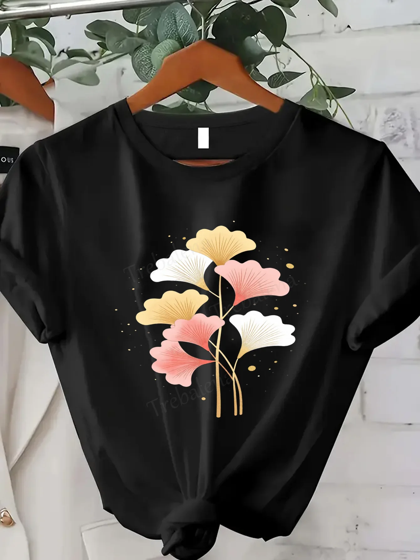 

Women T-shirt Floral Ginkgo Print T-Shirt for Women, Casual & Chic