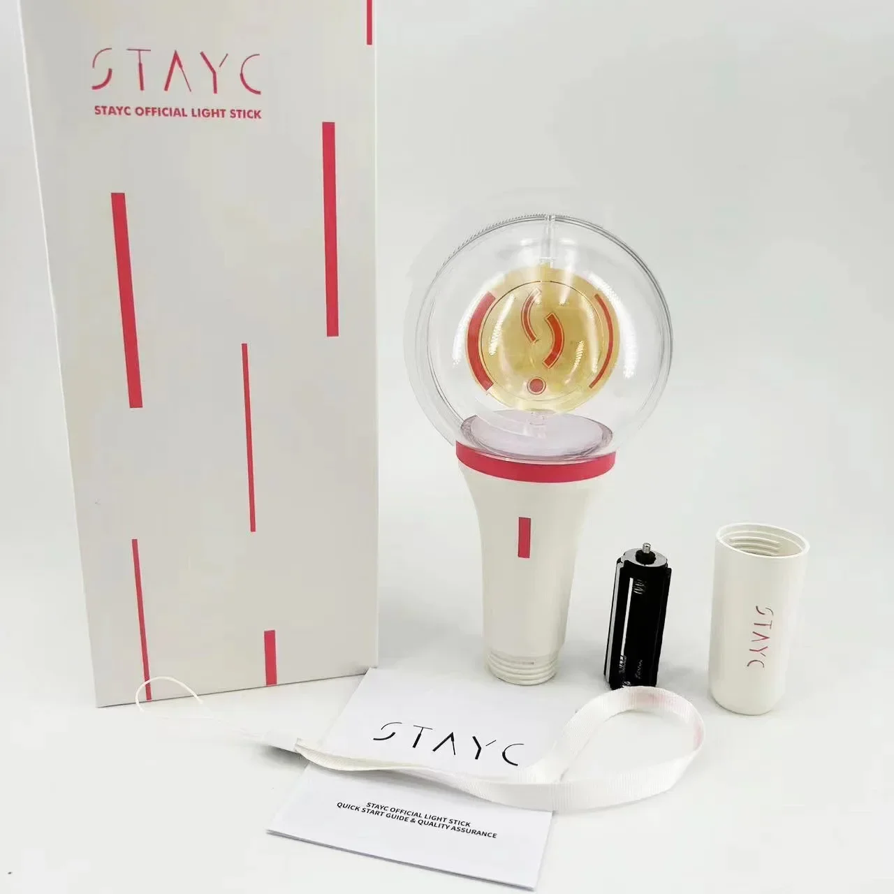 ใหม่ STAYC Lightstick Light Stick คอนเสิร์ตโคมไฟปาร์ตี้แฟลชเรืองแสง SUMIN SIEUN ISA SEEUN YOON J แฟนของขวัญคอลเลกชัน